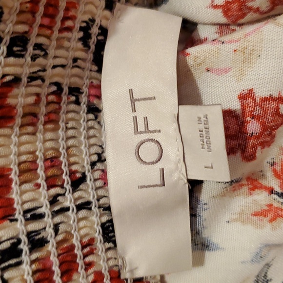 Loft Women's Short Sleeve Blouse Size Large - Picture 9 of 9